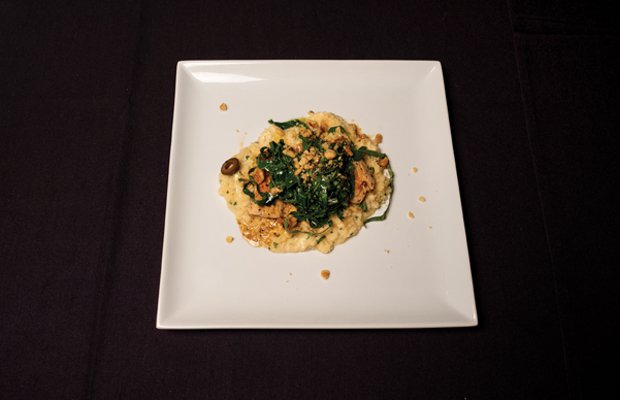 Chicken risotto with spinach and olive