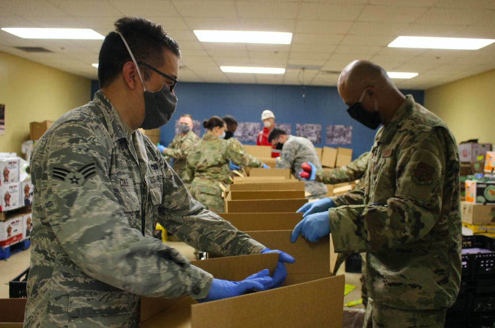 Texas Air National Guard Working to Help Food Bank
