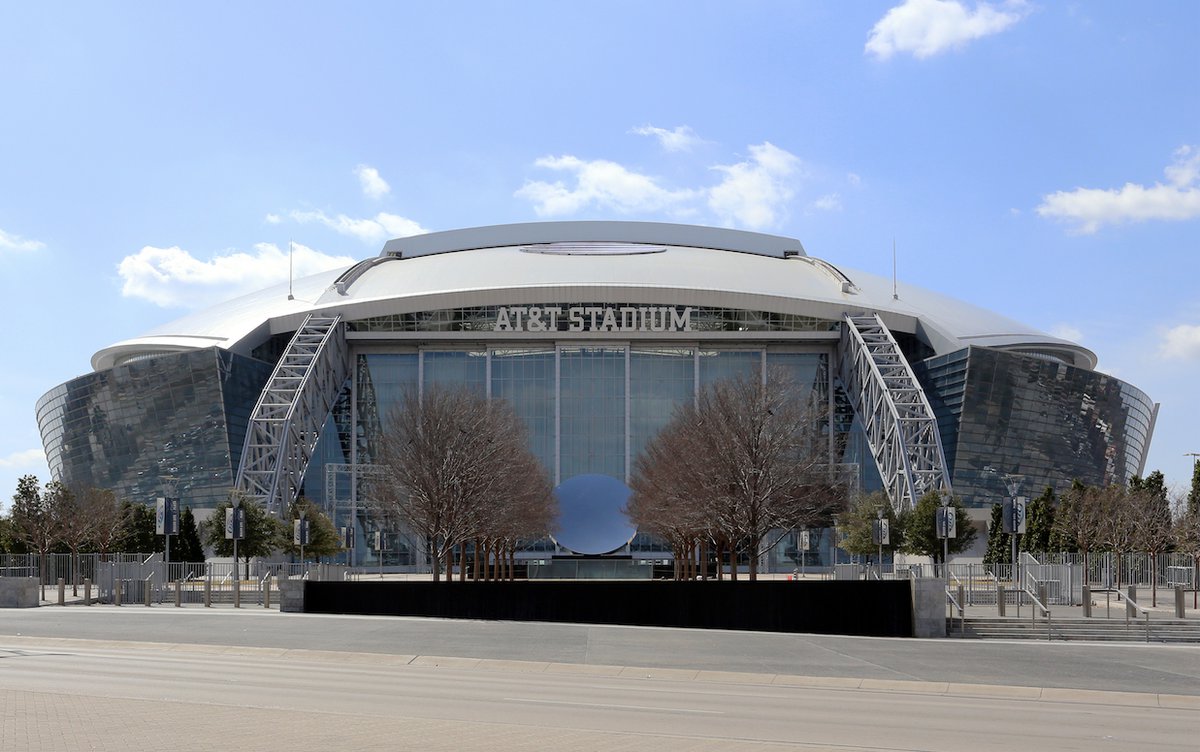 Ordering Food At AT&T Stadium Just Got Easier