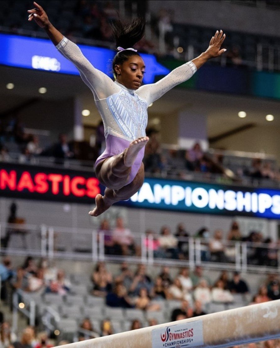 simone biles 2021.png