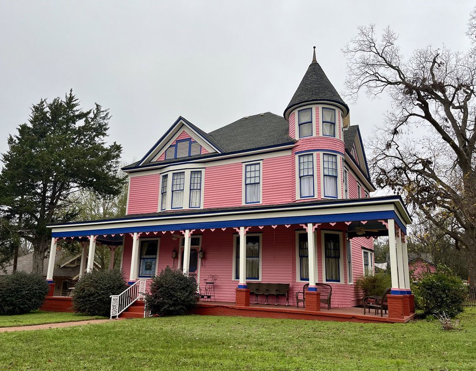 1900 Queen Anne w_non-traditional color.jpg