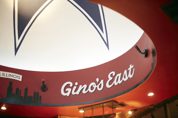 Gino's East-005.jpg.jpe