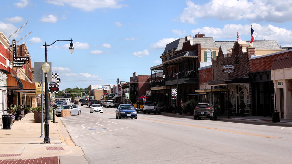 Clay_Street_300_Block_Nocona_Texas_2018.jpg